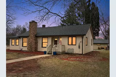 217 W Franklin Street, Rockton, IL 61072 - Photo 1