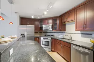 1228 Emerson St, Evanston, IL 60201 - Photo 9