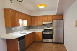 711 Tipperary Ct, Schaumburg, IL 60193 - Photo 3