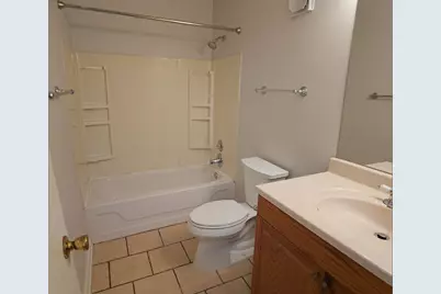 711 Tipperary Court #1B, Schaumburg, IL 60193 - Photo 9