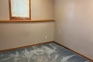 2215 Wheatland Terrace, Freeport, IL 61032 - Photo 19