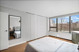 3930 N Pine Grove Ave, Chicago, IL 60613 - Photo 13