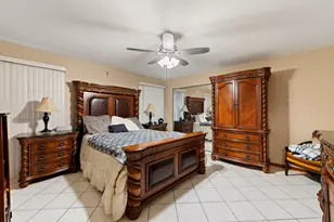 8729 W Summerdale Ave, Chicago, IL 60656 - Photo 15