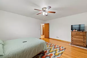 8729 W Summerdale Ave, Chicago, IL 60656 - Photo 37