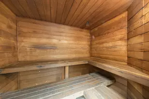 10 E Ontario St, Chicago, IL 60611 - Photo 17