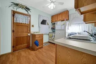 3220 W 66th St, Chicago, IL 60629 - Photo 11