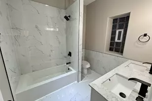 543 E 43rd St, Chicago, IL 60653 - Photo 19