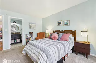 113 W Brandon Ct, Palatine, IL 60067 - Photo 11