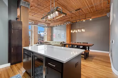 550 N Kingsbury Street #106, Chicago, IL 60654 - Photo 5