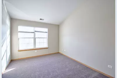 2427 Sheehan Circle #202, Naperville, IL 60564 - Photo 7