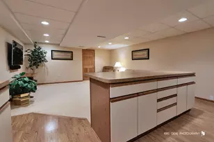 1283 Cranbrook Cir, Aurora, IL 60502 - Photo 27