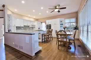 1283 Cranbrook Cir, Aurora, IL 60502 - Photo 11