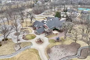 1283 Cranbrook Cir, Aurora, IL 60502 - Photo 51