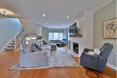 142 W 3rd Street #142, Elmhurst, IL 60126 - Photo 13