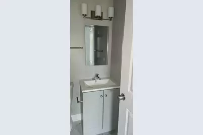 1023 E 45th Street #2, Chicago, IL 60653 - Photo 3