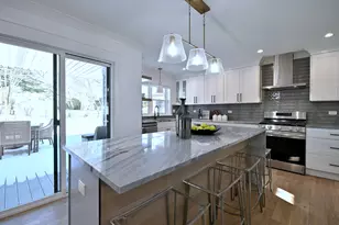 252 Ann St, Clarendon Hills, IL 60514 - Photo 17