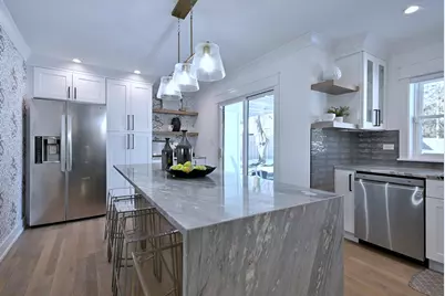 252 Ann Street, Clarendon Hills, IL 60514 - Photo 13