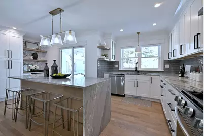 252 Ann Street, Clarendon Hills, IL 60514 - Photo 11