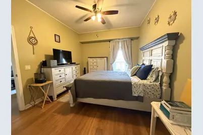 9355 Irving Park Road #409, Schiller Park, IL 60176 - Photo 11