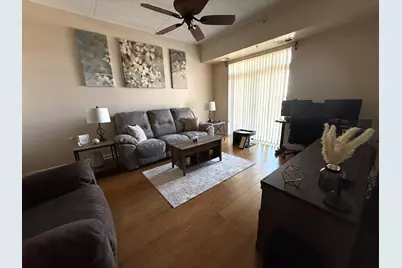 9355 Irving Park Road #409, Schiller Park, IL 60176 - Photo 7