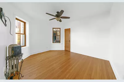 4055 W Nelson Street, Chicago, IL 60641 - Photo 11