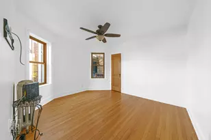 4055 W Nelson St, Chicago, IL 60641 - Photo 11