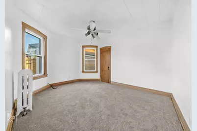 4055 W Nelson Street, Chicago, IL 60641 - Photo 17
