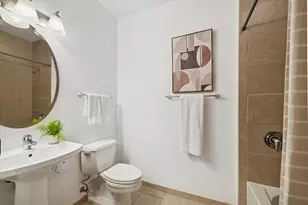 3140 N Sheffield Ave, Chicago, IL 60657 - Photo 13