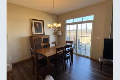 996 Como Circle, Hampshire, IL 60140 - Photo 5