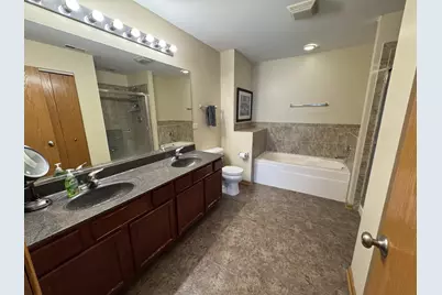 996 Como Circle, Hampshire, IL 60140 - Photo 17