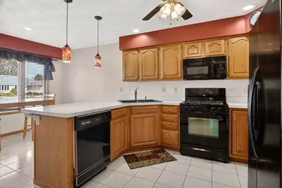 6547 Stonehill Way #88B, Rockford, IL 61108 - Photo 5