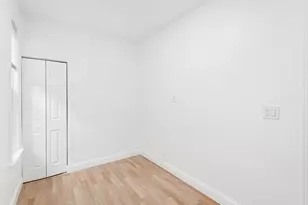 1430 W Superior St, Chicago, IL 60642 - Photo 17