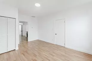 1430 W Superior St, Chicago, IL 60642 - Photo 15