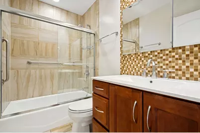 8455 N Chester Avenue, Niles, IL 60714 - Photo 11