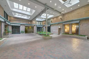 1727 S Indiana Ave, Chicago, IL 60616 - Photo 15