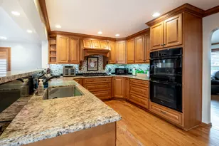 6759 W 91st St, Oak Lawn, IL 60453 - Photo 5