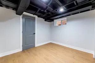 9747 S Harvard Ave, Chicago, IL 60628 - Photo 21