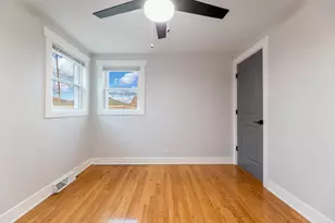 9747 S Harvard Ave, Chicago, IL 60628 - Photo 17