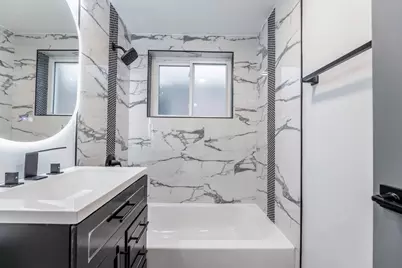 9747 S Harvard Avenue, Chicago, IL 60628 - Photo 13