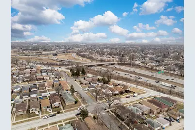 9747 S Harvard Avenue, Chicago, IL 60628 - Photo 35