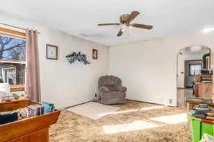 17902 Locust St, Lansing, IL 60438 - Photo 15