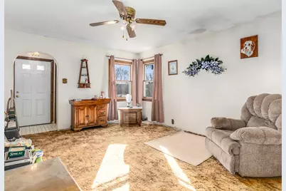 17902 Locust Street, Lansing, IL 60438 - Photo 5