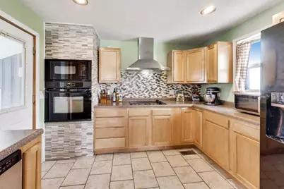 14895 W Russell Road, Zion, IL 60099 - Photo 11