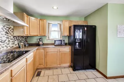 14895 W Russell Road, Zion, IL 60099 - Photo 13