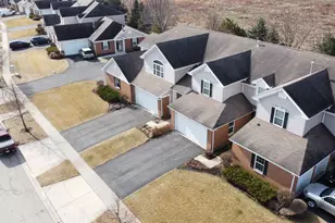 1053 Carrick Ln, McHenry, IL 60050 - Photo 29