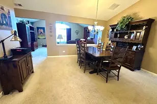 1053 Carrick Ln, McHenry, IL 60050 - Photo 9