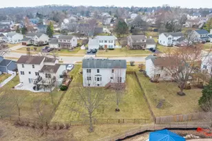 2830 Colonial Dr, Elgin, IL 60124 - Photo 37