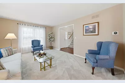 2830 Colonial Drive, Elgin, IL 60124 - Photo 13