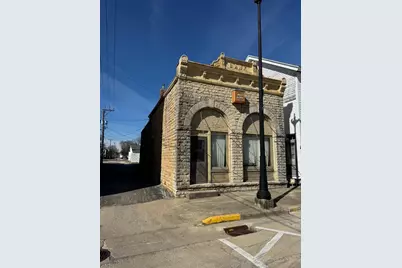 105 S Main Street, Herscher, IL 60941 - Photo 3