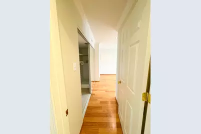 675 Grove Terrace #208, Elk Grove Village, IL 60007 - Photo 11